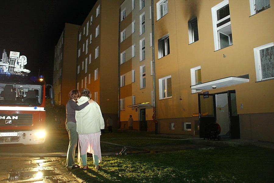 Pożar budynku mieszkalnego przy ul. Matejki 4 w Elblągu, fot. 7