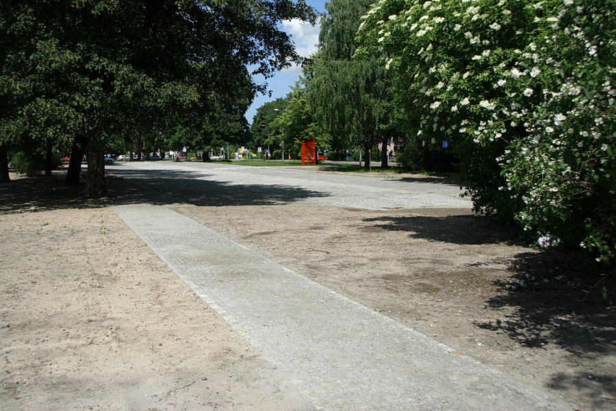 Nowy parking przy ul. Rycerskiej na Starym Miecie, fot. 1