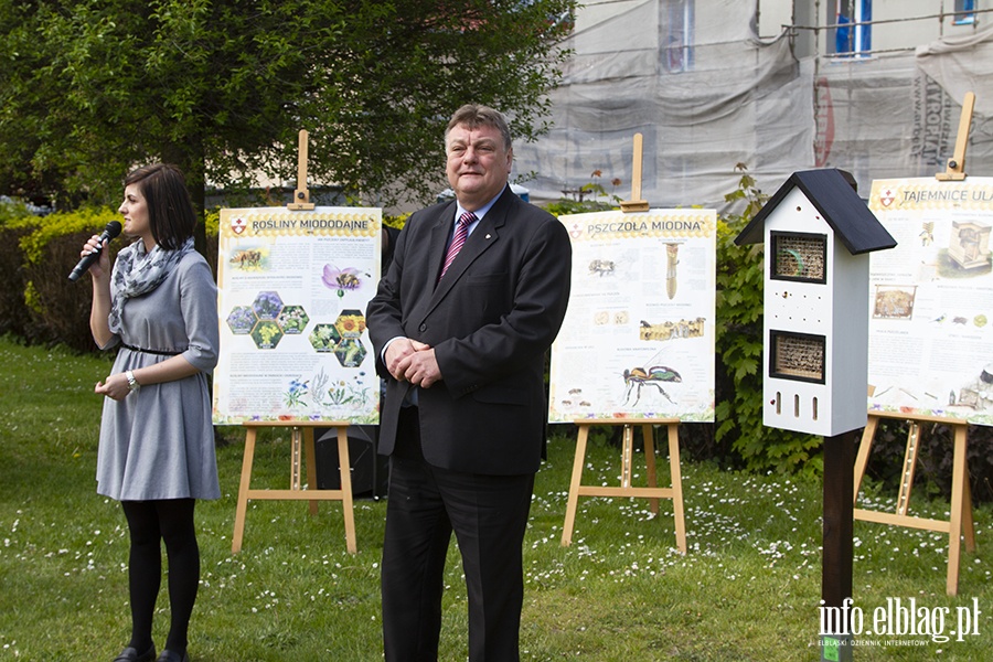 Galeria - "  Ju 4 budki dla pszcz powstay na terenie placwek szkolno-wychowawczych w naszym miecie ", fot. 16