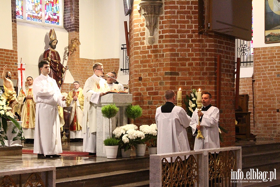  Święcenie kandydatów na diakonów w elbląskiej , fot. 8