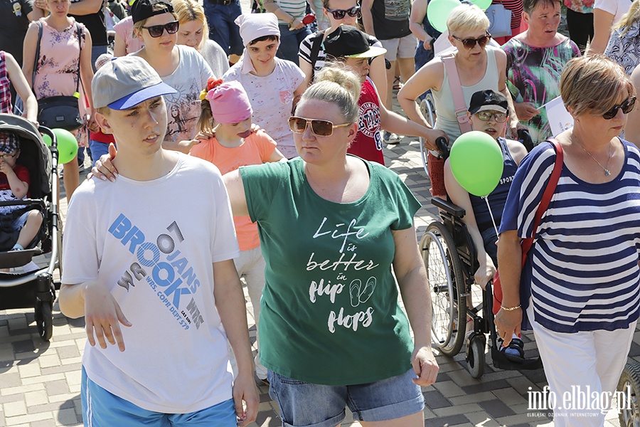 Przemarsz niepełnosprawnych mieszkańców Elbląga, fot. 8