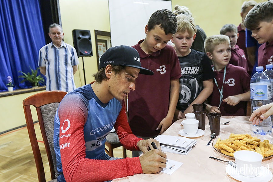 Robert Kara spotka si z uczniami Szkoy Sportowej, fot. 46