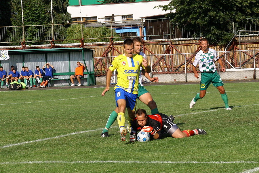 Mecz 3 kolejki II ligi Olimpia Elbląg - Świt Nowy Dwór Maz. 5-6, fot. 2