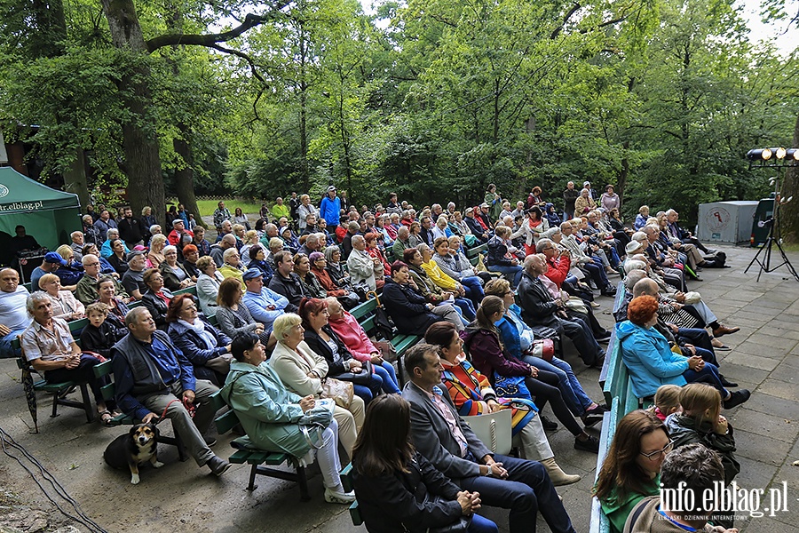 XXII Letni Salon Muzyczny Wieczr piosenek powanych i niepowanych., fot. 11