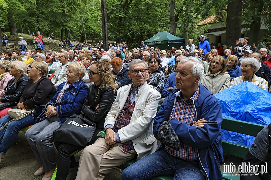 XXII Letni Salon Muzyczny Wieczr piosenek powanych i niepowanych., fot. 22