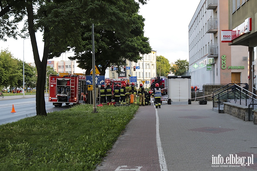 Wyciek substancji toksycznej w pralni na ulicy Hetmaskiej, fot. 26