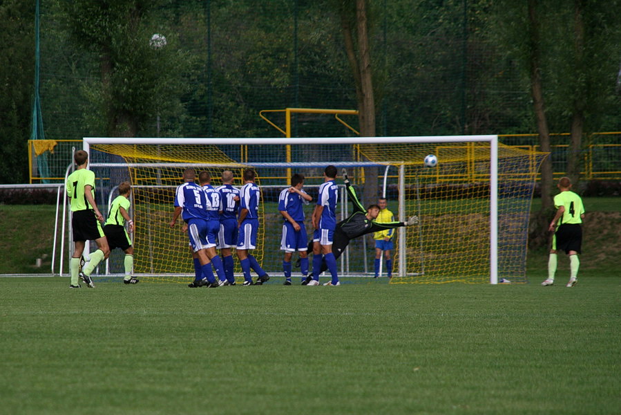 Nowy kompleks sportowy przy ul. Moniuszki i mecz 2 kolejki IV ligi Olimpia 2004 - Tcza Biskupiec, fot. 43