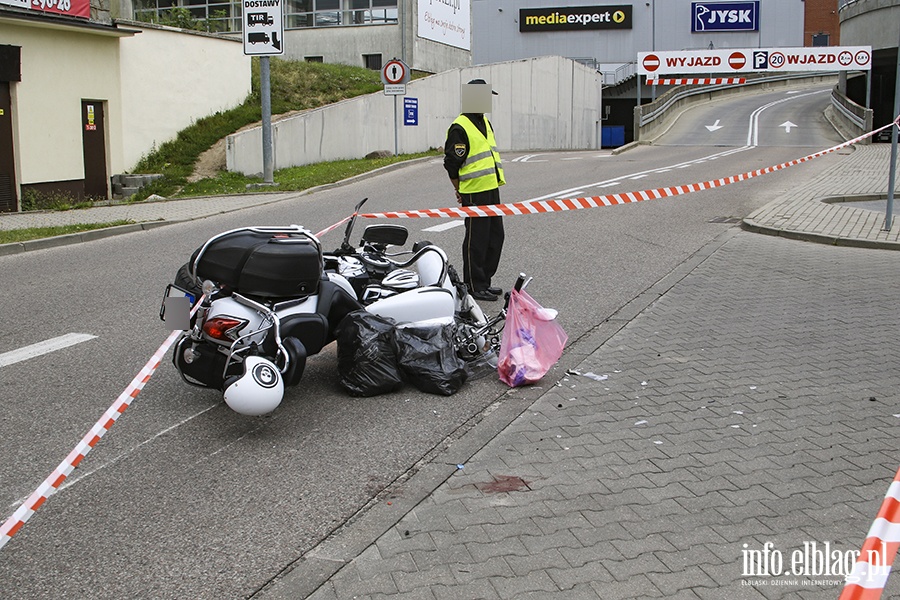 Wypadek motocyklisty z toyota, fot. 1