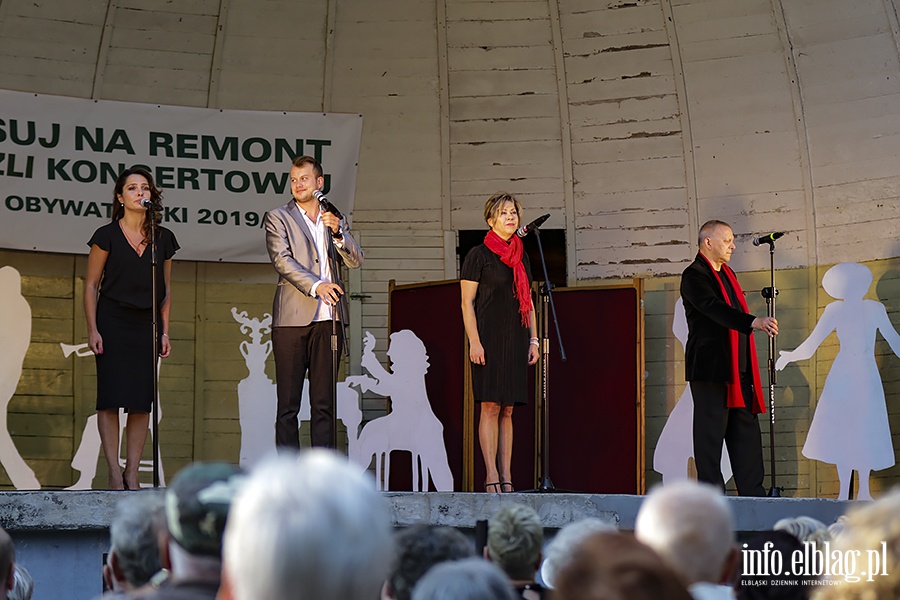 XXII Letni Salon Muzyczny Wieczr piosenek powanych i niepowanych., fot. 47