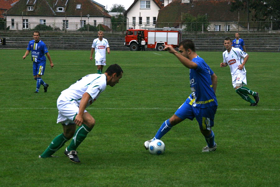 Mecz 8 kolejki II ligi: Olimpia Elbląg - Pelikan Łowicz 1-1, fot. 20