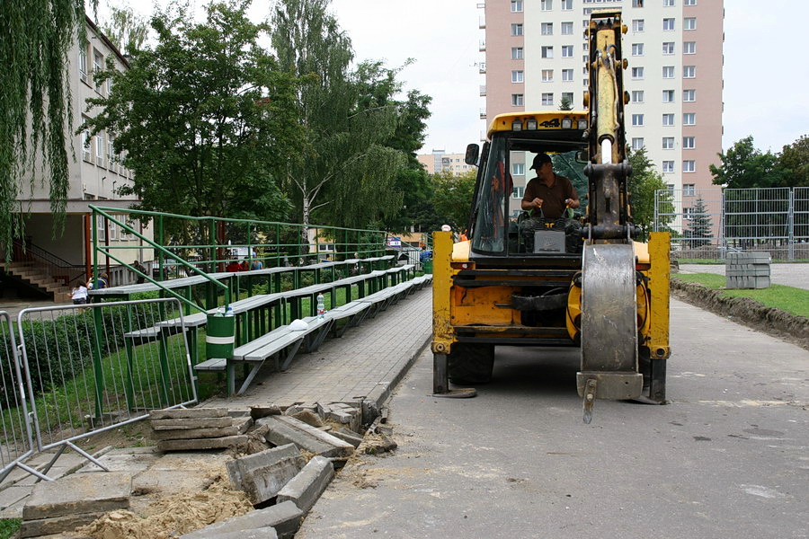 Remont toru wrotkarskiego przy SP 12 na ul. Zajchowskiego, fot. 11