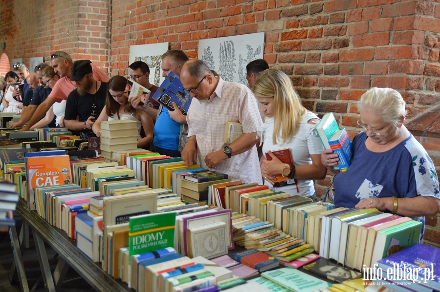 Kiermasz ksiki w Bibliotece Elblskiej, fot. 6