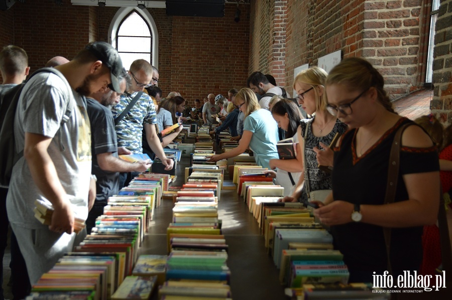 Kiermasz ksiki w Bibliotece Elblskiej, fot. 13