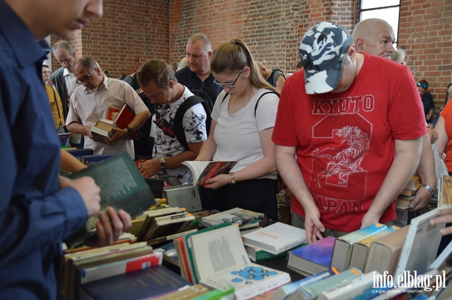 Kiermasz ksiki w Bibliotece Elblskiej, fot. 14