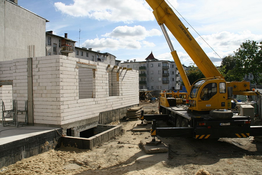 Podpisanie aktu erekcyjnego oraz wmurowanie kamienia węgielnego pod budowę Centrum GIS Centre, fot. 33