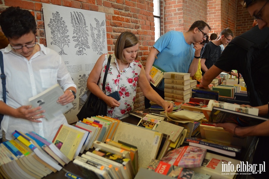 Kiermasz książki w Bibliotece Elbląskiej, fot. 30