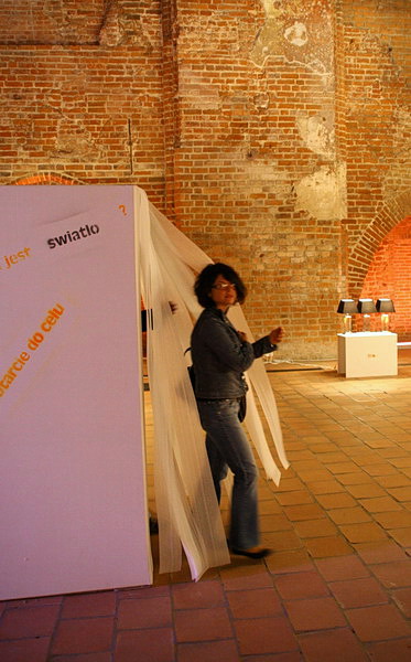 Wernisa wystawy wiato - Czowiek - Design w Galerii EL, fot. 22
