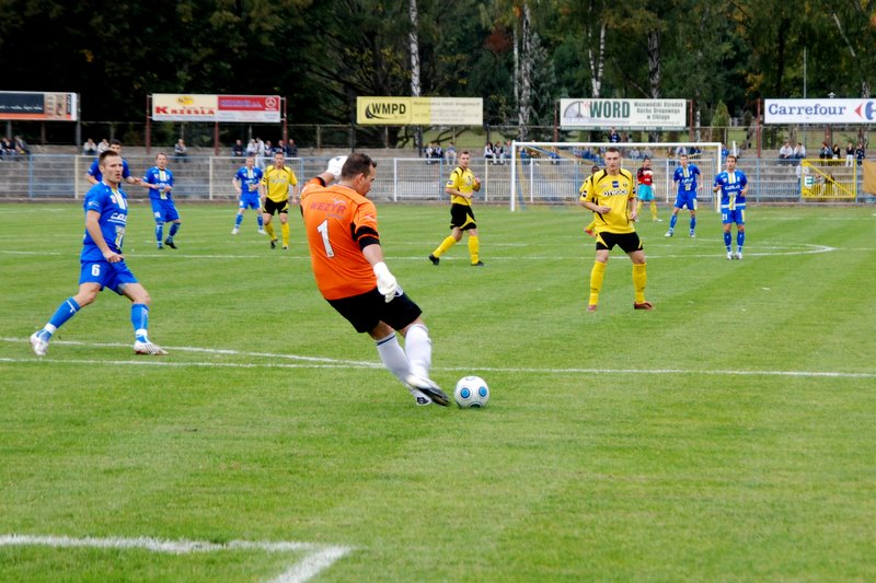 Mecz 12 kolejki II ligi: Olimpia Elblg - Start Otwock 0-1, fot. 4