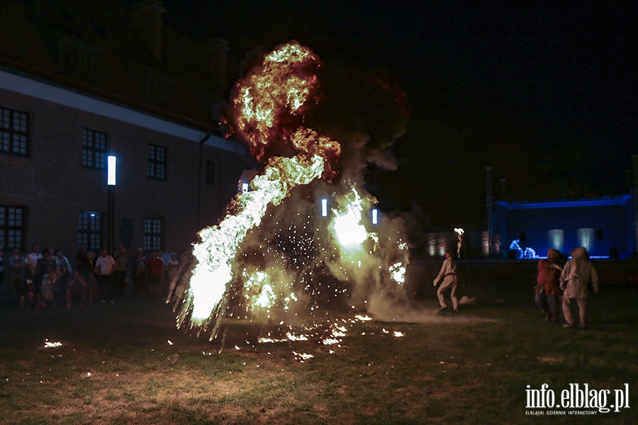 Muzeum kowale,lampiony i fireshow , fot. 47