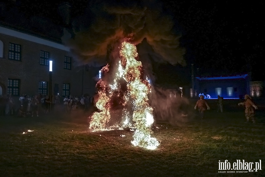 Muzeum kowale,lampiony i fireshow , fot. 52