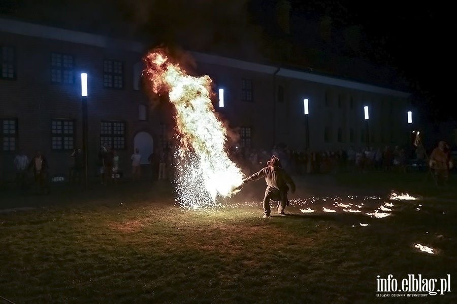 Muzeum kowale,lampiony i fireshow , fot. 55