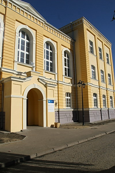 Budynek I Liceum Oglnoksztaccego po termomodernizacji, fot. 1