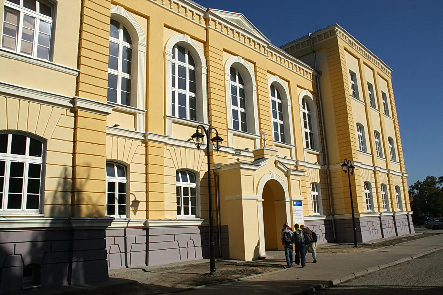 Budynek I Liceum Oglnoksztaccego po termomodernizacji, fot. 2