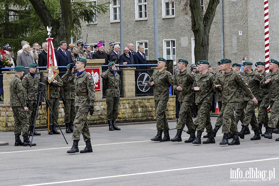 Sztandar dla Puku Wsparcia Dowodzenia, fot. 95