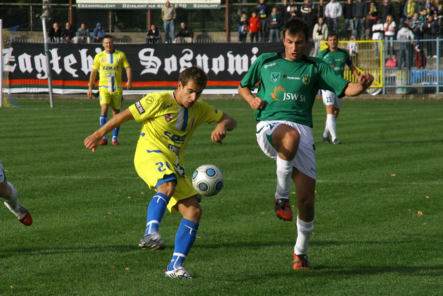 Mecz 13 kolejki II ligi: Olimpia Elblg - GKS Jastrzbie 1-3, fot. 7