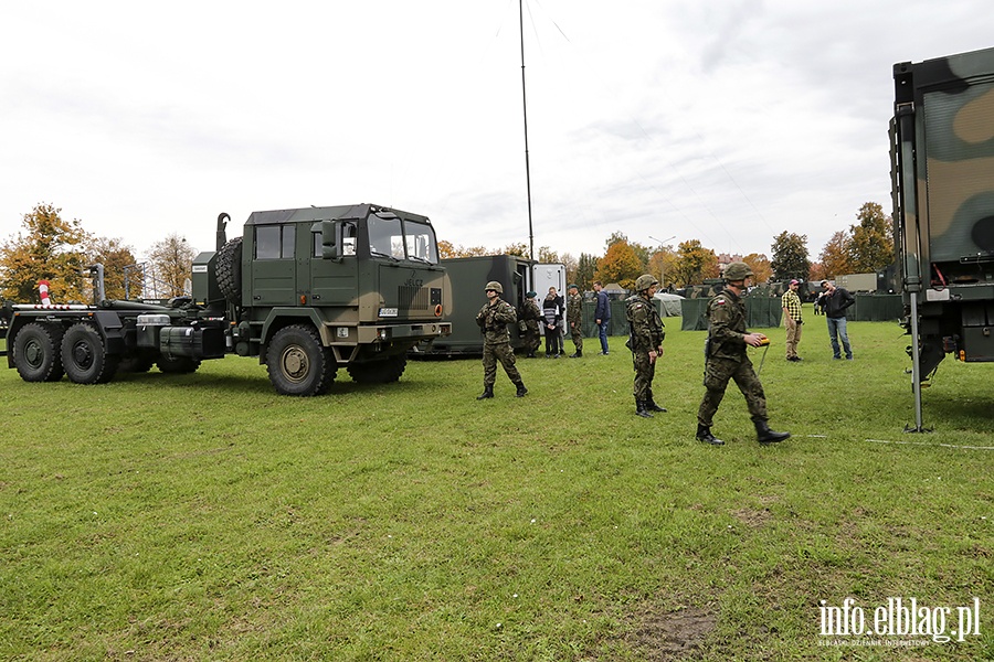 Sztandar dla Puku Wsparcia Dowodzenia, fot. 131