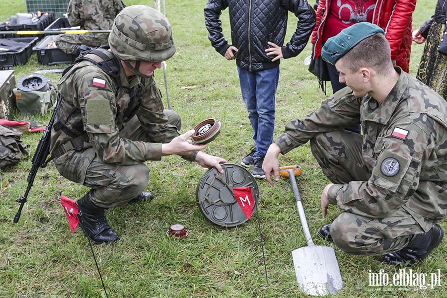 Sztandar dla Puku Wsparcia Dowodzenia, fot. 140