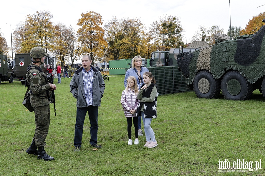 Sztandar dla Pułku Wsparcia Dowodzenia, fot. 157