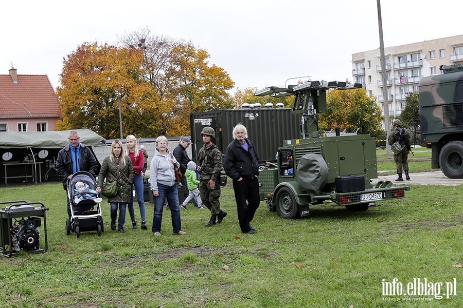 Sztandar dla Puku Wsparcia Dowodzenia, fot. 174