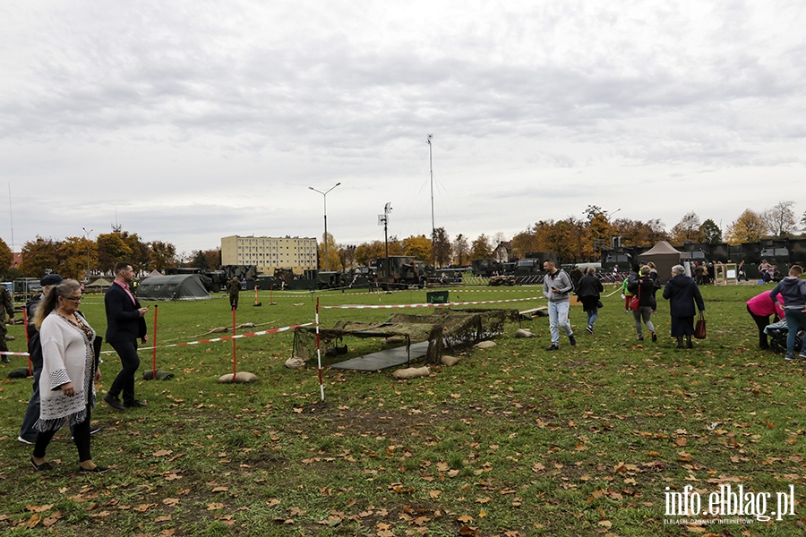 Sztandar dla Puku Wsparcia Dowodzenia, fot. 180