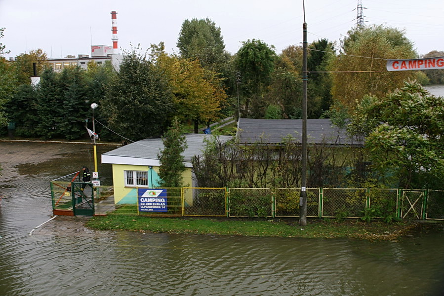Podtopienia kempingu przy ul. Panieńskiej i Bulwaru Zygmunta Augusta, fot. 13