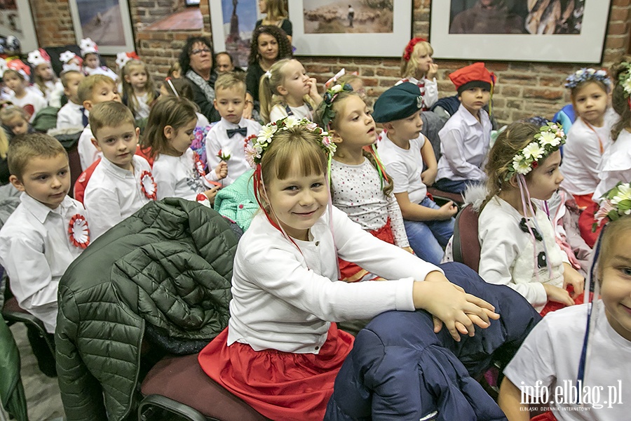 II Miejski Festiwal Piosenki Patriotycznej, fot. 2