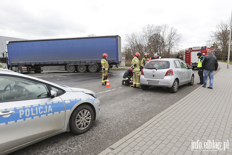 Zderzenie dwch samochodw na ulicy uawskiej, fot. 2