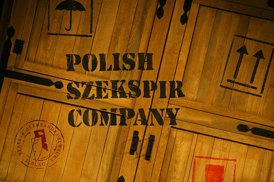 Spektakl „Wszystkie dzieła Szekspira w nieco skróconej wersji” Teatru im. A.Sewruka, fot. 1
