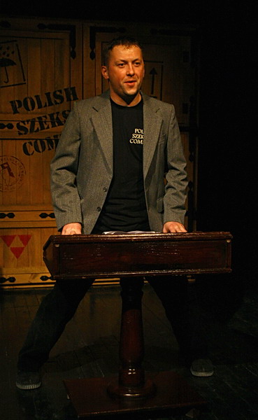 Spektakl „Wszystkie dziea Szekspira w nieco skrconej wersji” Teatru im. A.Sewruka, fot. 4