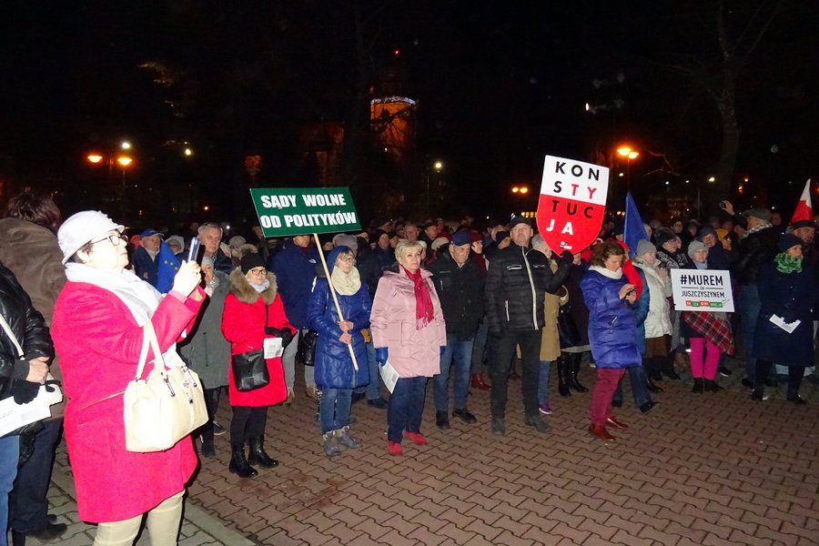 Protest w obronie wolnych sądów, fot. 3