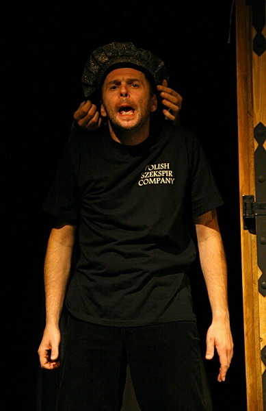 Spektakl „Wszystkie dzieła Szekspira w nieco skróconej wersji” Teatru im. A.Sewruka, fot. 13