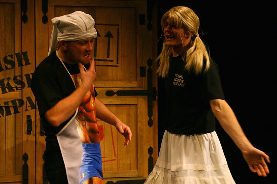 Spektakl „Wszystkie dzieła Szekspira w nieco skróconej wersji” Teatru im. A.Sewruka, fot. 24