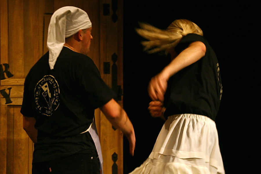 Spektakl „Wszystkie dzieła Szekspira w nieco skróconej wersji” Teatru im. A.Sewruka, fot. 25