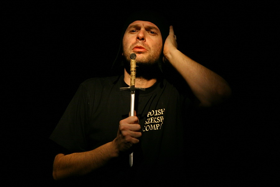 Spektakl „Wszystkie dzieła Szekspira w nieco skróconej wersji” Teatru im. A.Sewruka, fot. 49