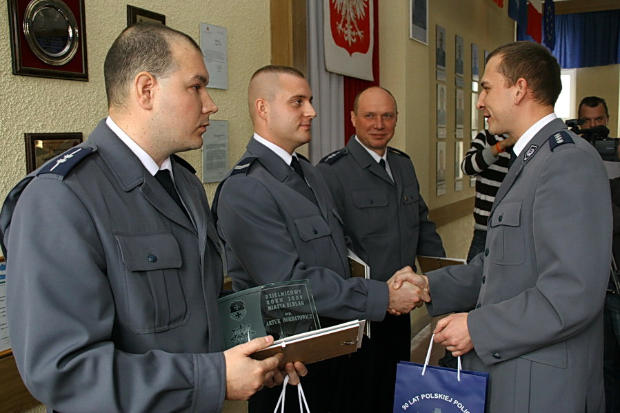 Podsumowanie plebiscytu i wrczenie nagrd najlepszym dzielnicowym Elblga i powiatu 2009 r., fot. 12