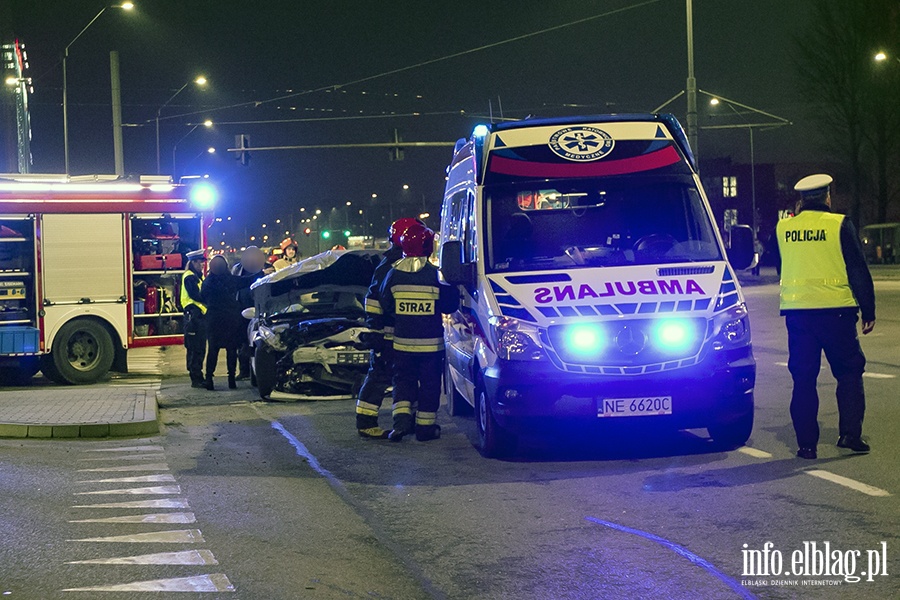 Wypadek skrzyowanie ulic pk. Dbka i Oglnej, fot. 3