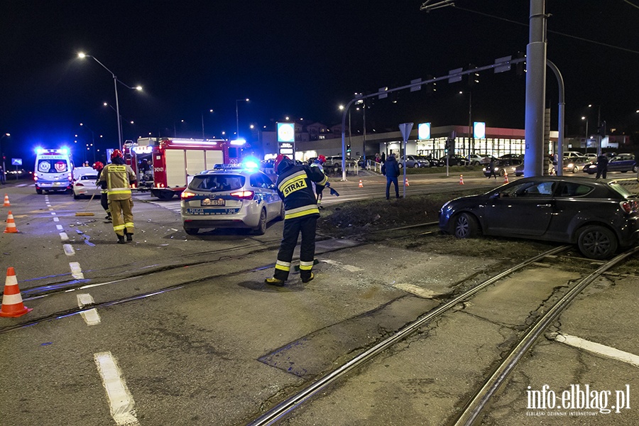 Wypadek skrzyowanie ulic pk. Dbka i Oglnej, fot. 14