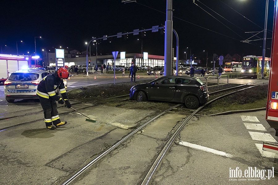 Wypadek skrzyowanie ulic pk. Dbka i Oglnej, fot. 15