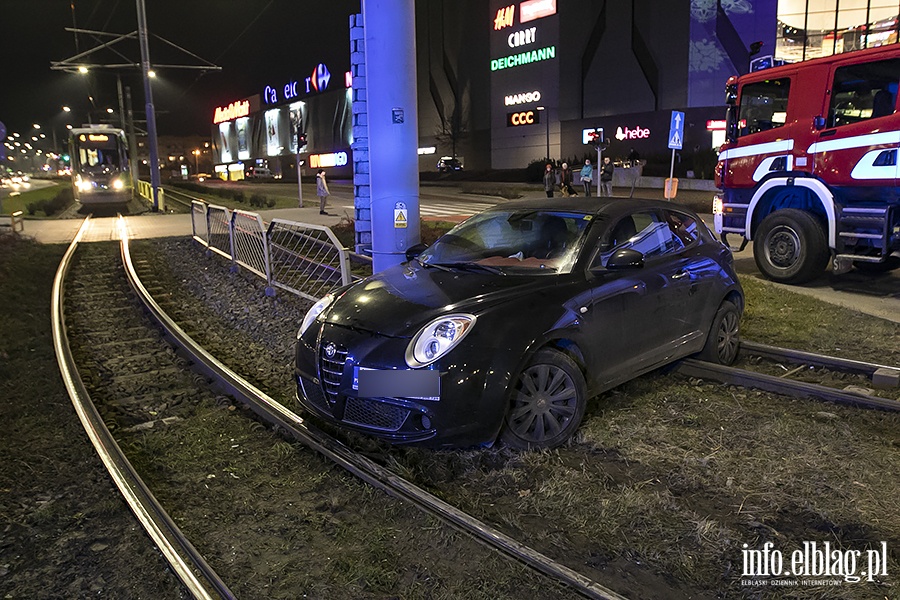 Wypadek skrzyowanie ulic pk. Dbka i Oglnej, fot. 17