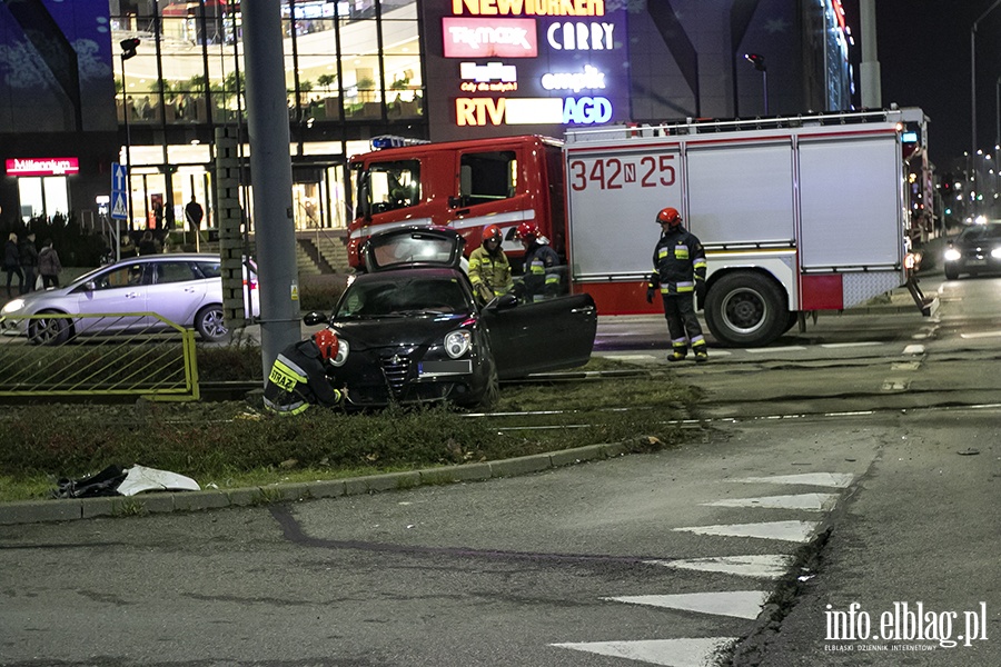 Wypadek skrzyowanie ulic pk. Dbka i Oglnej, fot. 20